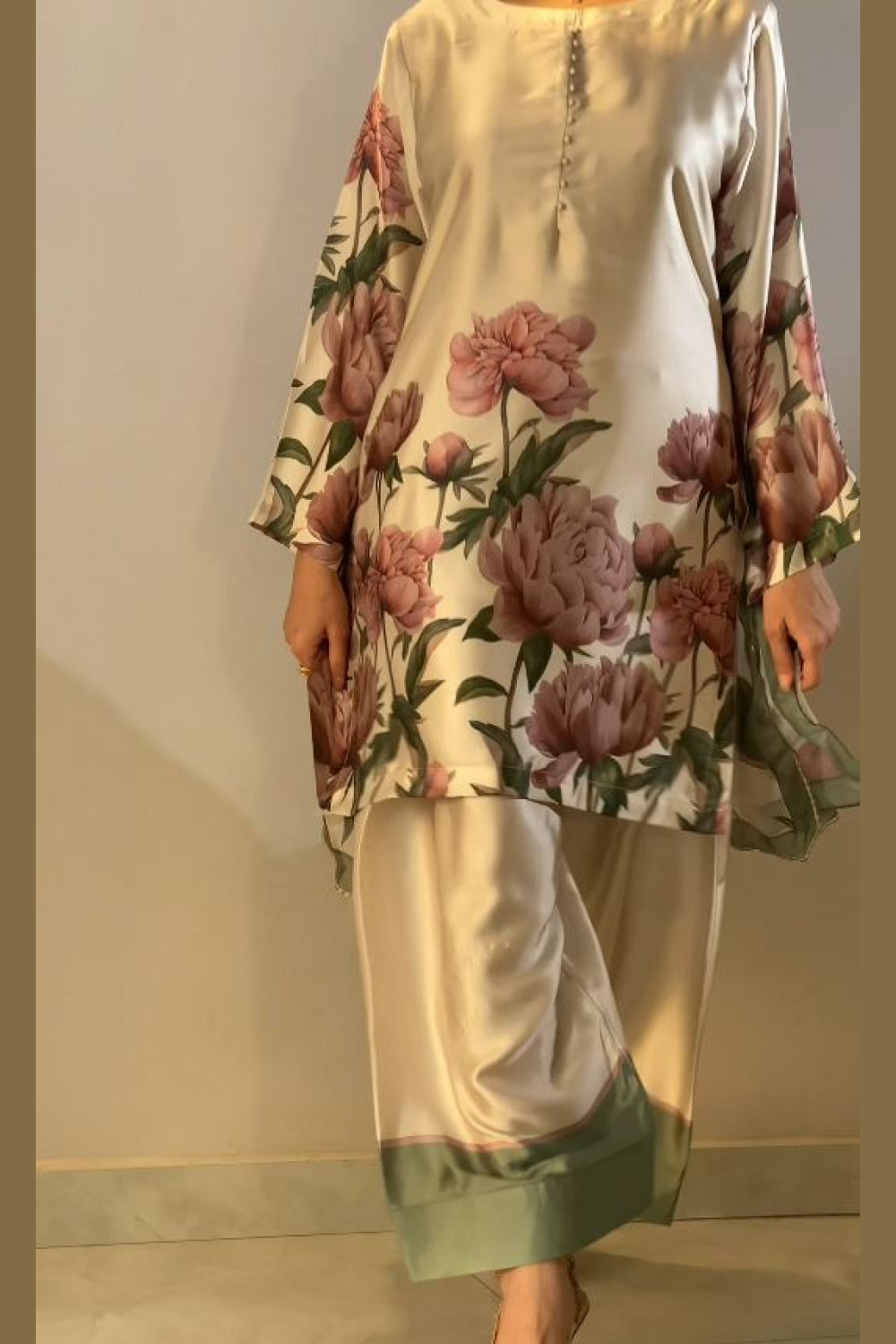 Cream Pink Floral Farshi Shalwar Kameez with Green Border