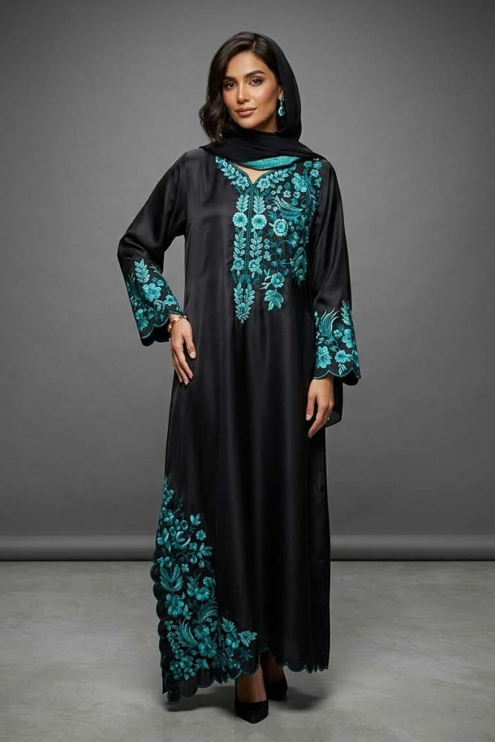 Kaftan Suit with Turquoise Embroidery