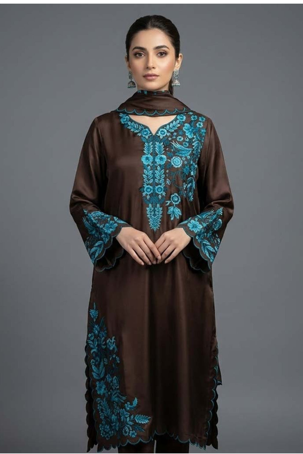 Kaftan Suit with Turquoise Embroidery