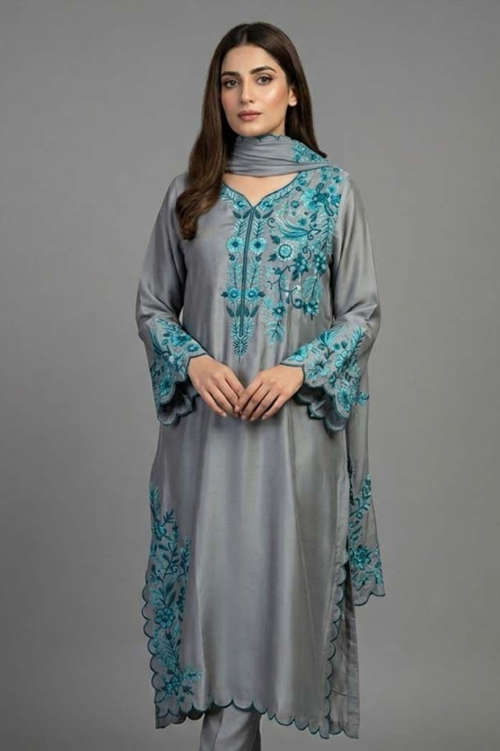 Kaftan Suit with Turquoise Embroidery