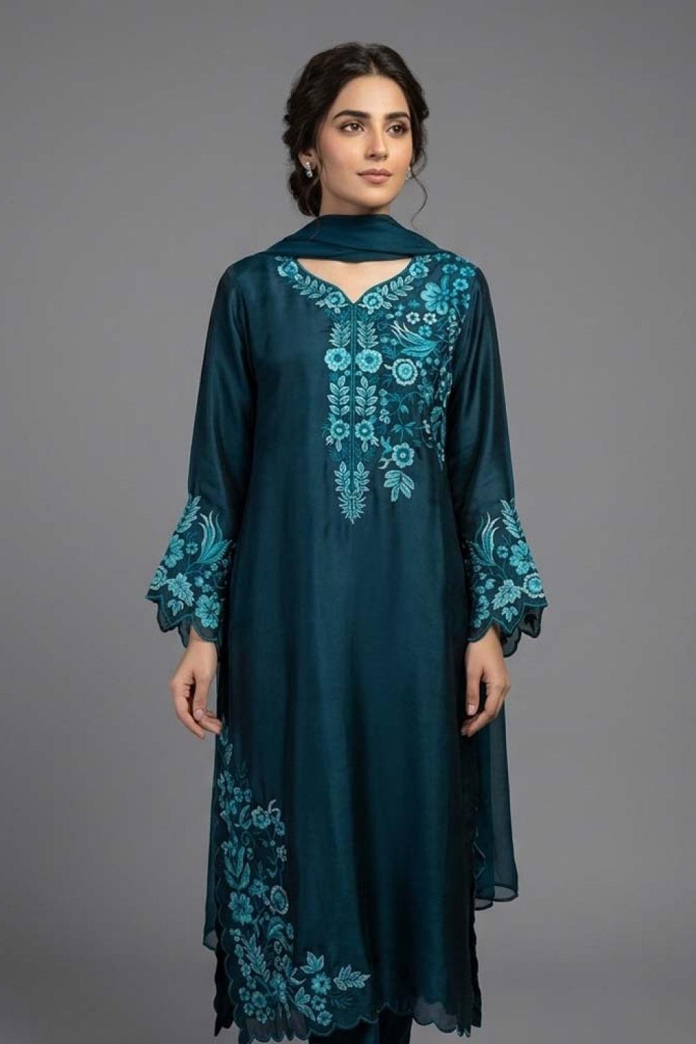 Kaftan Suit with Turquoise Embroidery
